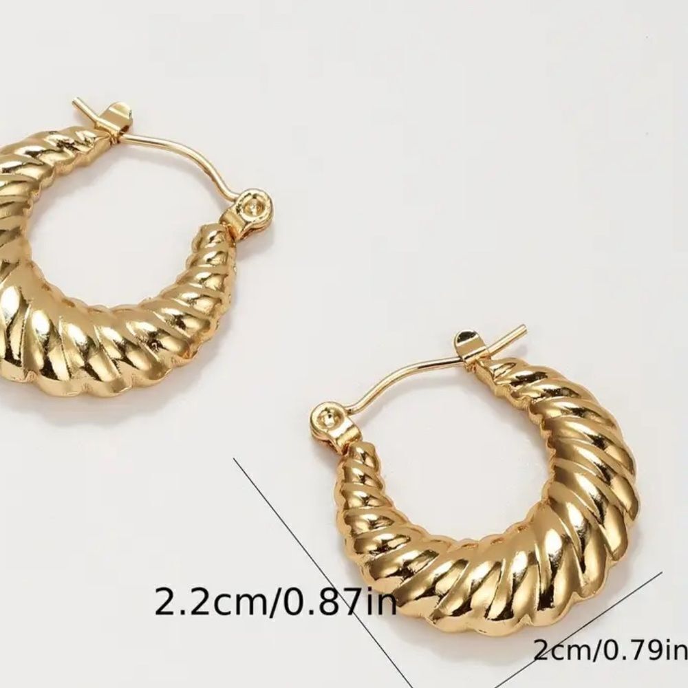 18 k COPPER GOLD HOOPS - Picture 3 of 3